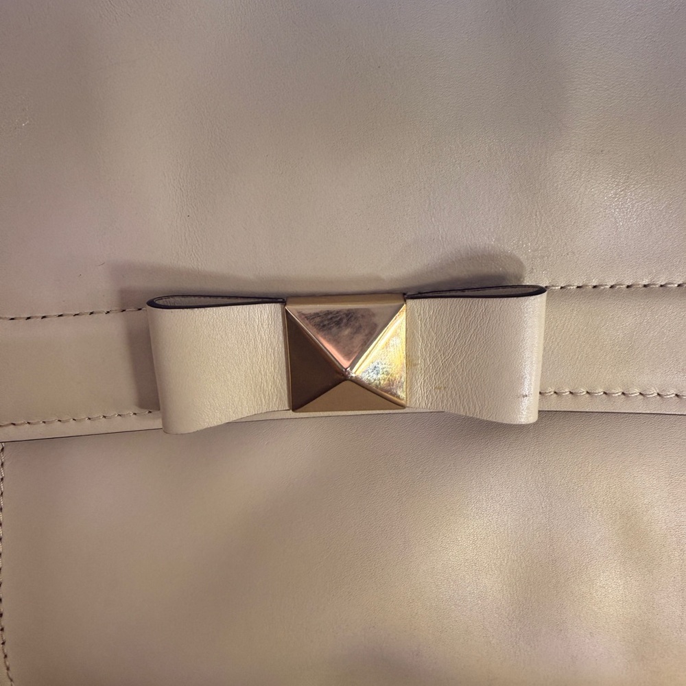Kate Spade Ivory Leather Bow Satchel with Pyramid Stud Detail - Picture 3 of 13